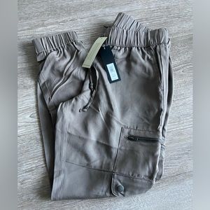 NWT Petite Banana Republic Tencel Cargo Joggers
